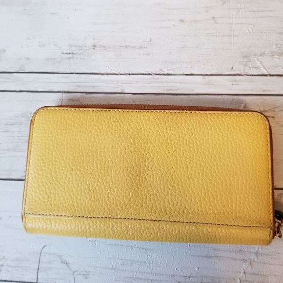 Dooney & Bourke Pebble Grain Leather Large Zip Around Wallet - Picture 2 of 11